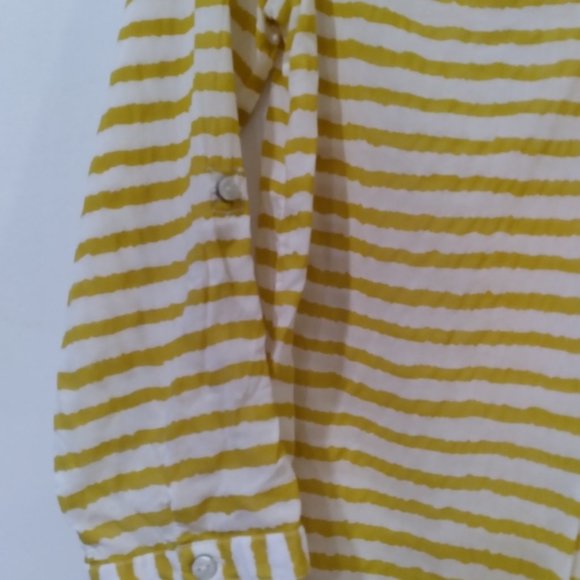 Nwt Olive Hill Womens Multi Floral Tie Up Tunic Blouse Size Medium - Picture 2 of 7